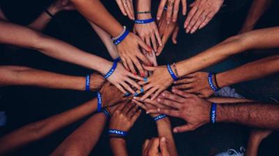 Piattaforma di crowdfunding - servizio di network dedicato